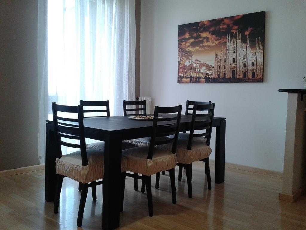 Milan Certosa 3 Bedrooms Екстер'єр фото