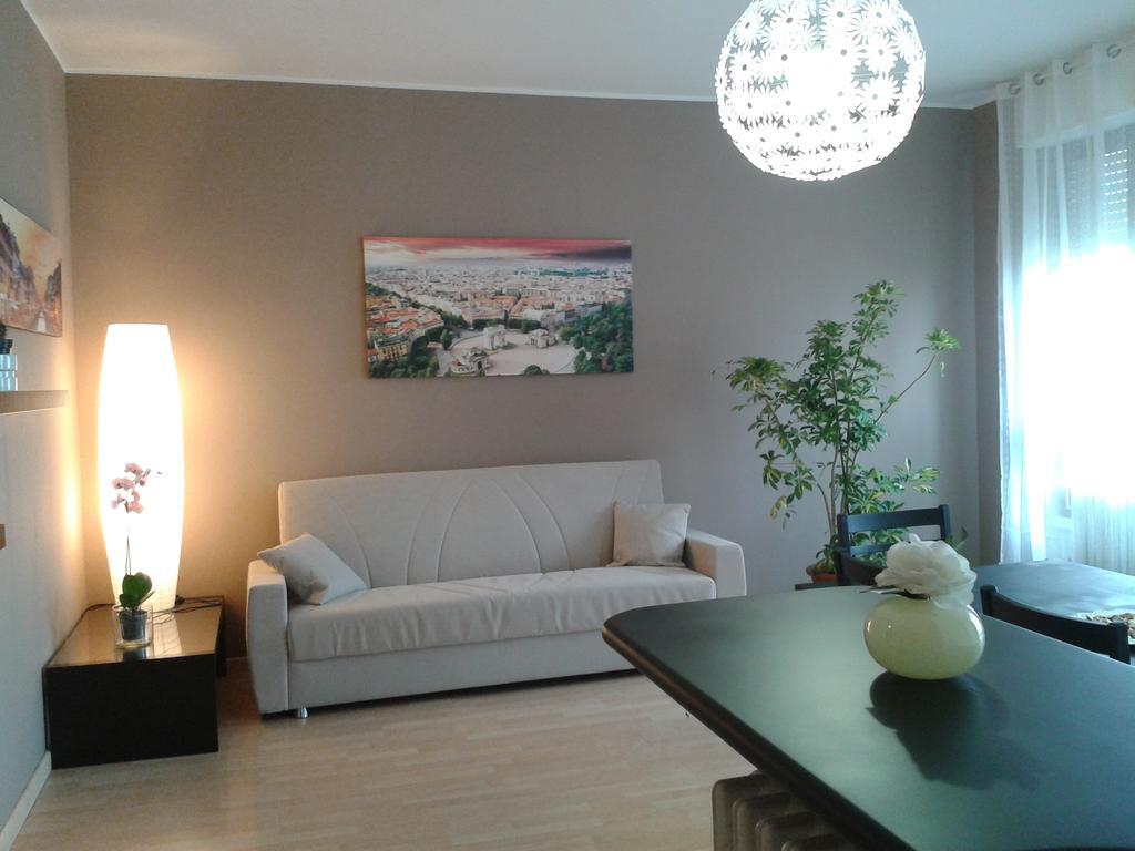 Milan Certosa 3 Bedrooms Екстер'єр фото