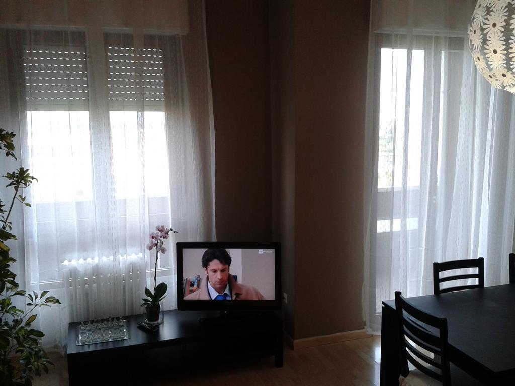 Milan Certosa 3 Bedrooms Екстер'єр фото